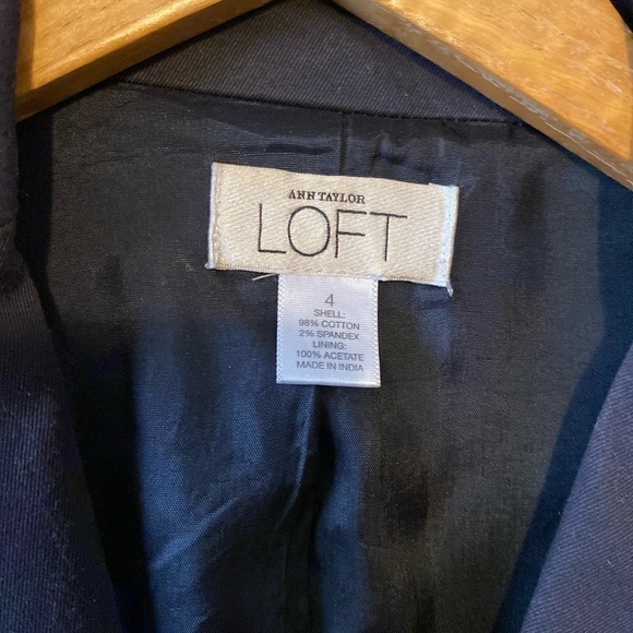 Ann Taylor LOFT Navy Bleu  Cropped Button Front Short Sleeve Blazer Size 4 - Picture 2 of 5